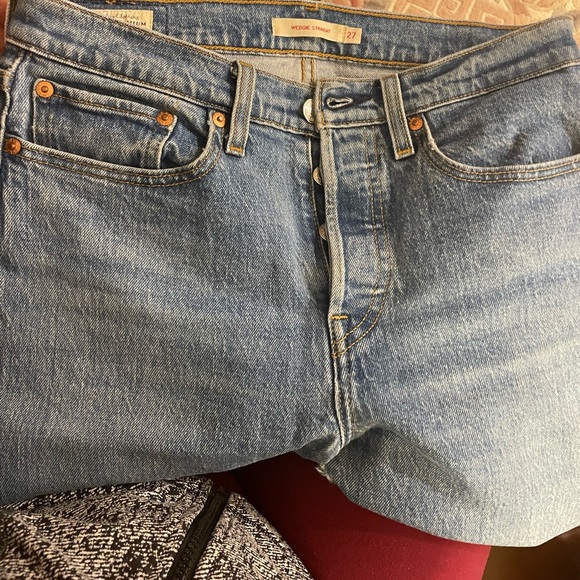 Levi Wedgie straight fit jeans - Picture 5 of 5